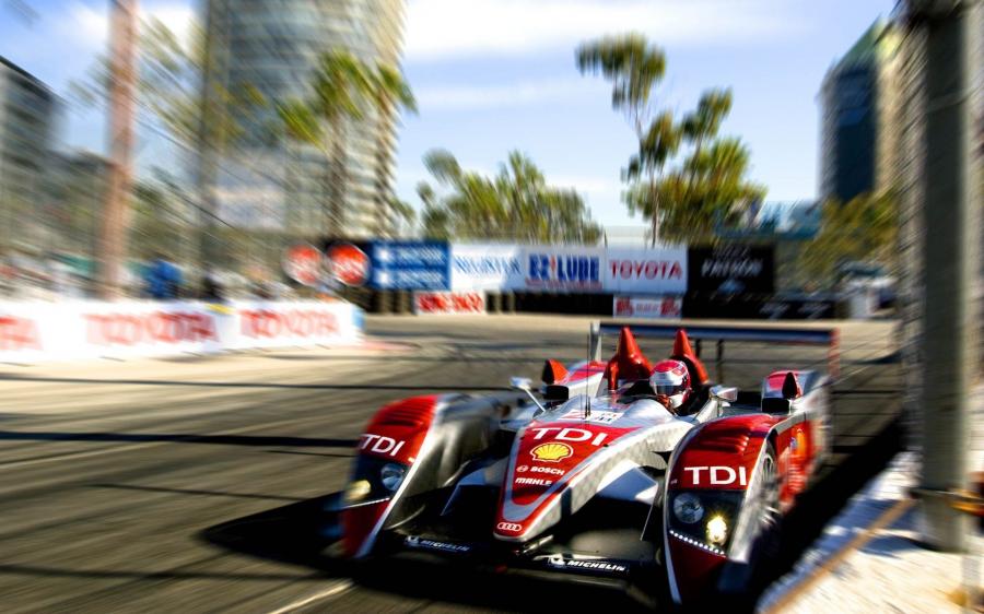  Audi R10 TDI 2008 года  (фото 25 из 57)